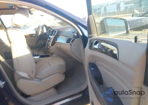 2015 Mercedes-Benz Ml 350 4Matic z USA, uszkodzony, nr VIN 4JGDA5HBXFA537149